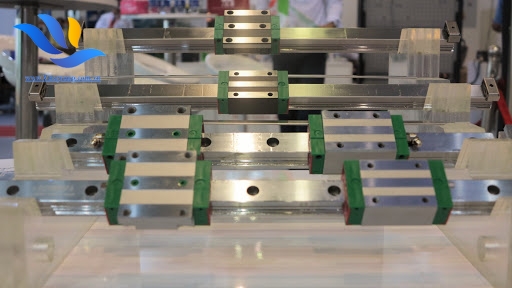 THANH TRƯỢT DẪN HƯỚNG THANH TRƯỢT DẪN HƯỚNG