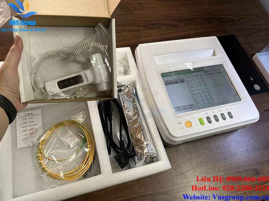 Máy Đo Chức Năng Hô Hấp Contec SP100B